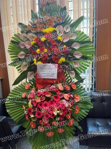 تاج گل مناسب افتتاحیه