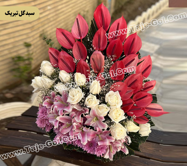 سبد گل تبریک برای افتتاحیه